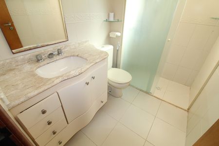 Apartamento para alugar com 111m², 3 quartos e 2 vagasBanheiro da Suíte