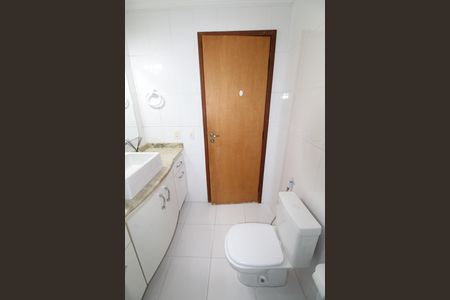 Apartamento para alugar com 111m², 3 quartos e 2 vagasBanheiro social