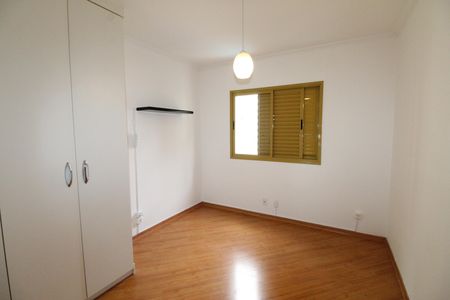 Apartamento para alugar com 111m², 3 quartos e 2 vagasQuarto 2