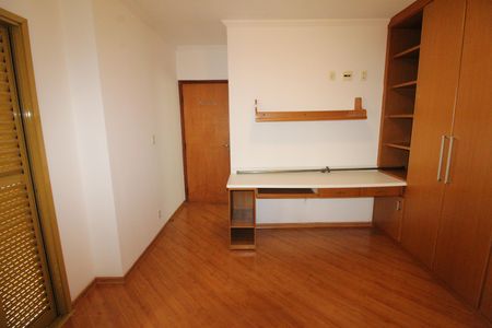 Apartamento para alugar com 111m², 3 quartos e 2 vagasSuíte