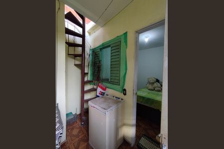 Área de Serviço  de casa à venda com 2 quartos, 100m² em Vila Heliopolis, São Paulo