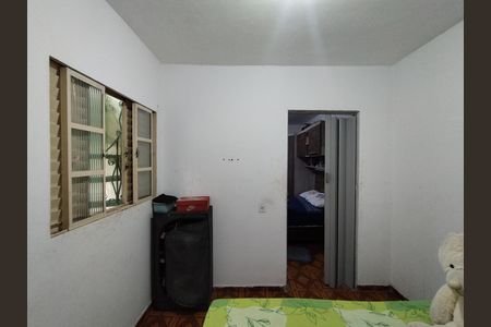 Casa para alugar com 100m², 2 quartos e sem vaga Casa para alugar com 100m², 2 quartos e sem vagaQuarto