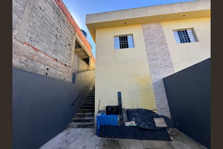 Casa à venda com 61m², 2 quartos e 2 vagasQuintal