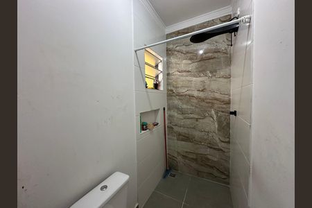 Casa à venda com 61m², 2 quartos e 2 vagasBanheiro