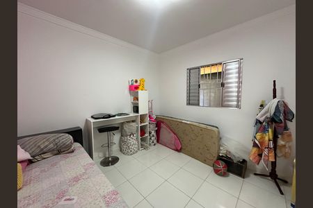 Casa à venda com 61m², 2 quartos e 2 vagasQuarto 2