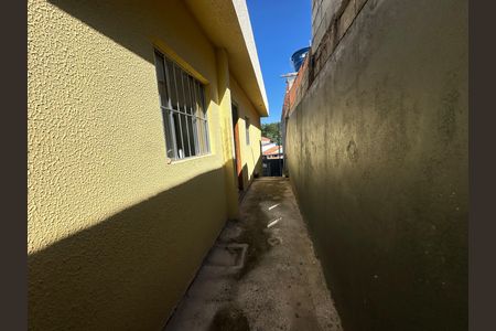Casa à venda com 61m², 2 quartos e 2 vagasQuintal