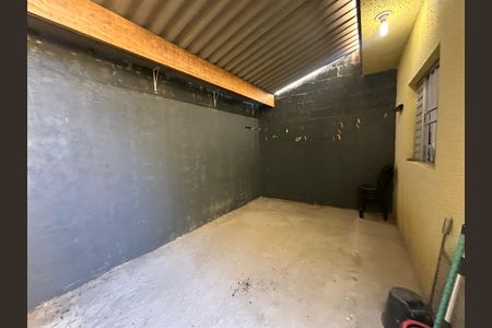 Casa à venda com 61m², 2 quartos e 2 vagasQuintal