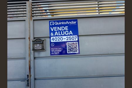 Casa à venda com 61m², 2 quartos e 2 vagasFachada