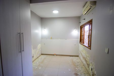 Casa para alugar com 3 quartos, 120m² em Conjunto 04, Brasília