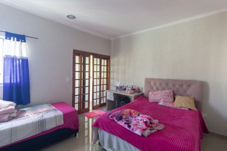 Casa à venda com 300m², 4 quartos e 3 vagasQuarto 4