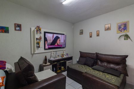 Sala de casa à venda com 4 quartos, 300m² em Vila Brasil, São Paulo