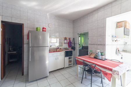 Casa à venda com 300m², 4 quartos e 3 vagasCozinha e Área de Serviço