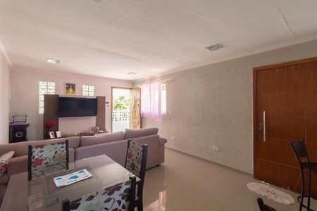 Casa à venda com 300m², 4 quartos e 3 vagasSala/Cozinha