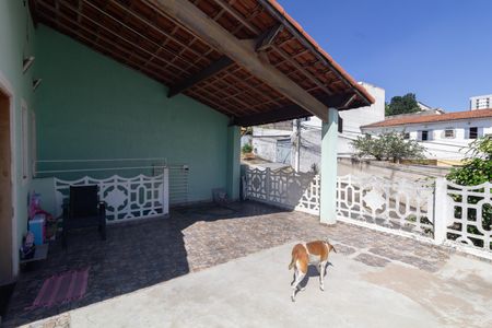 Casa à venda com 300m², 4 quartos e 3 vagasVaranda