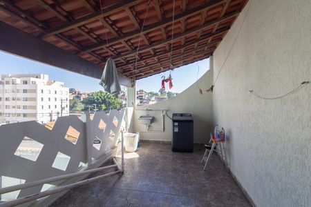 Casa à venda com 300m², 4 quartos e 3 vagasÁrea de Serviço