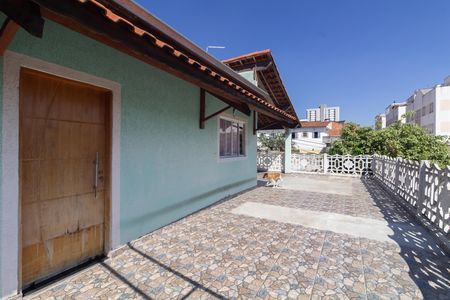 Casa à venda com 300m², 4 quartos e 3 vagasVaranda