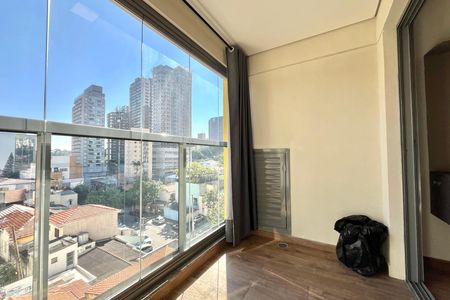 Apartamento à venda com 54m², 2 quartos e 1 vaga Apartamento à venda com 54m², 2 quartos e 1 vagaVaranda