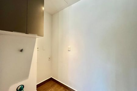 Apartamento à venda com 54m², 2 quartos e 1 vaga Apartamento à venda com 54m², 2 quartos e 1 vagaÁrea de Serviço