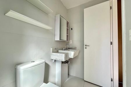 Apartamento à venda com 54m², 2 quartos e 1 vaga Apartamento à venda com 54m², 2 quartos e 1 vagaBanheiro da Suíte