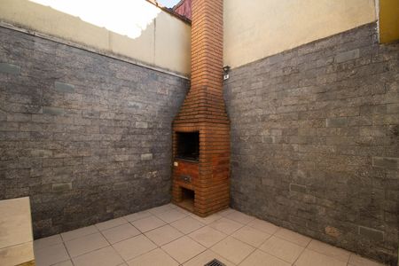 Casa à venda com 118m², 3 quartos e 4 vagasChurrasqueira