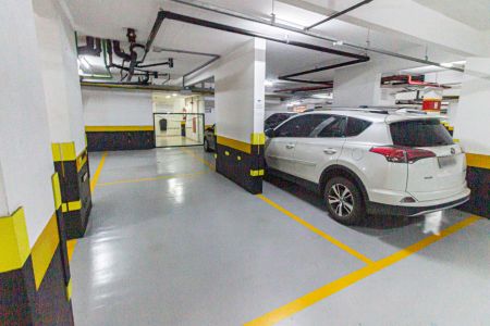 Apartamento para alugar com 60m², 2 quartos e 2 vagas Apartamento para alugar com 60m², 2 quartos e 2 vagasÁrea comum - Garagem