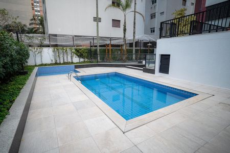 Apartamento à venda com 113m², 2 quartos e 2 vagas Apartamento à venda com 113m², 2 quartos e 2 vagasPiscina