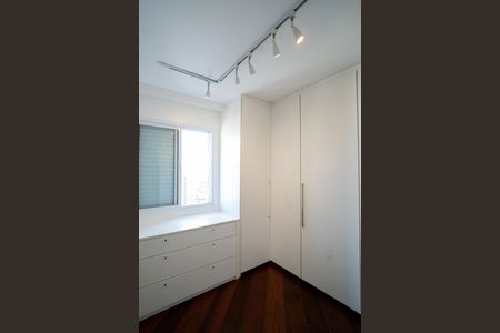 Apartamento à venda com 113m², 2 quartos e 2 vagas Apartamento à venda com 113m², 2 quartos e 2 vagasQuarto