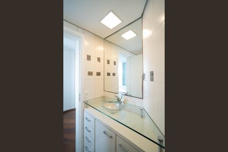 Apartamento à venda com 113m², 2 quartos e 2 vagas Apartamento à venda com 113m², 2 quartos e 2 vagasBanheiro