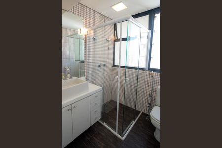 Apartamento à venda com 113m², 2 quartos e 2 vagas Apartamento à venda com 113m², 2 quartos e 2 vagasBanheiro