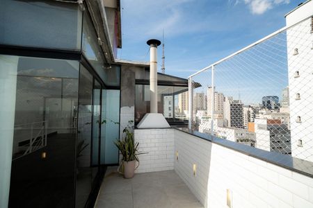 Apartamento à venda com 113m², 2 quartos e 2 vagas Apartamento à venda com 113m², 2 quartos e 2 vagasVaranda