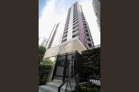 Apartamento à venda com 113m², 2 quartos e 2 vagas Apartamento à venda com 113m², 2 quartos e 2 vagasFachada