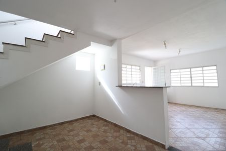 Casa para alugar com 400m², 4 quartos e 6 vagasCozinha 1