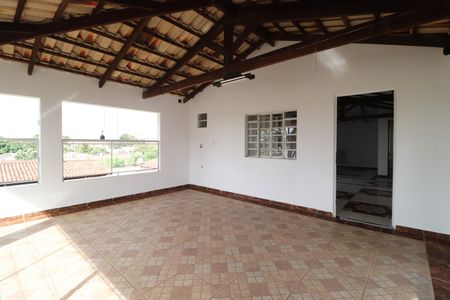 Casa para alugar com 400m², 4 quartos e 6 vagasTerraço