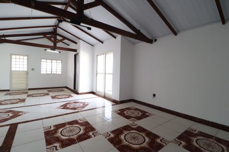 Casa para alugar com 400m², 4 quartos e 6 vagasSuíte 2