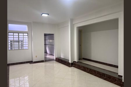 Sala de casa para alugar com 3 quartos, 400m² em Chácaras Tubalina e Quartel, Uberlândia