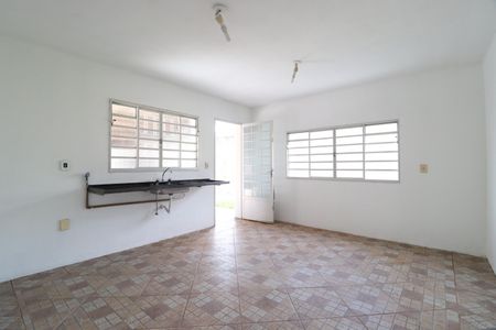 Casa para alugar com 400m², 4 quartos e 6 vagasCozinha 1
