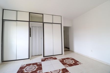 Casa para alugar com 400m², 4 quartos e 6 vagasSuíte