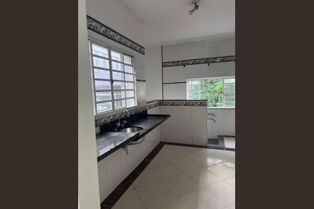 Cozinha de casa para alugar com 3 quartos, 400m² em Chácaras Tubalina e Quartel, Uberlândia