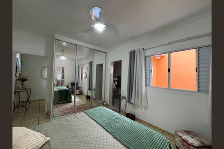 Casa para alugar com 166m², 3 quartos e 3 vagas Casa para alugar com 166m², 3 quartos e 3 vagasSuíte 1