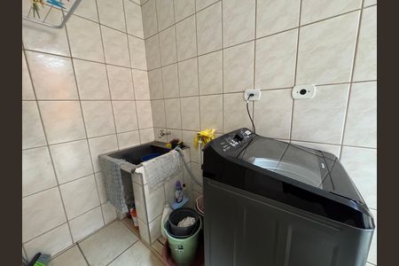 Área de Serviço de casa para alugar com 3 quartos, 166m² em Vila Yara, Osasco