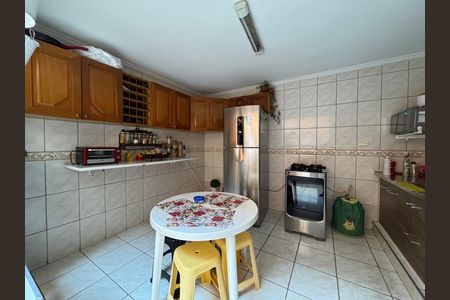 Casa para alugar com 166m², 3 quartos e 3 vagas Casa para alugar com 166m², 3 quartos e 3 vagasCozinha