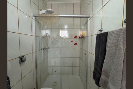 Casa para alugar com 166m², 3 quartos e 3 vagas Casa para alugar com 166m², 3 quartos e 3 vagasBanheiro da Suíte 1