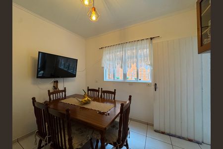 Casa para alugar com 166m², 3 quartos e 3 vagas Casa para alugar com 166m², 3 quartos e 3 vagasSala de Jantar