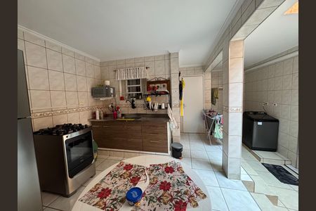 Cozinha de casa para alugar com 3 quartos, 166m² em Vila Yara, Osasco