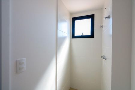 Apartamento à venda com 45m², 2 quartos e 1 vagaBanheiro do quarto 1