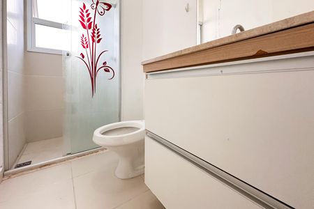 Apartamento à venda com 93m², 3 quartos e 2 vagas Apartamento à venda com 93m², 3 quartos e 2 vagasBanheiro da Suíte