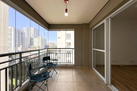 Apartamento à venda com 93m², 3 quartos e 2 vagas Apartamento à venda com 93m², 3 quartos e 2 vagasSacada