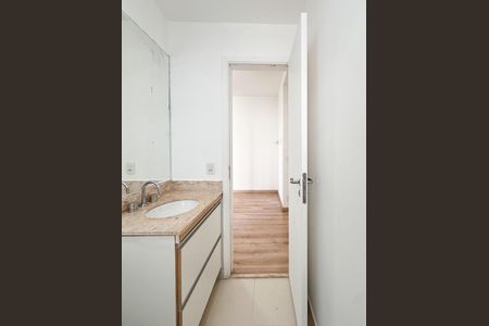 Apartamento à venda com 93m², 3 quartos e 2 vagas Apartamento à venda com 93m², 3 quartos e 2 vagasBanheiro da Suíte