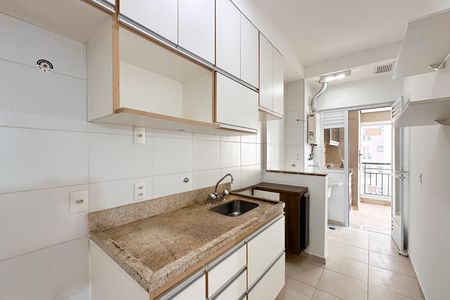 Apartamento à venda com 93m², 3 quartos e 2 vagas Apartamento à venda com 93m², 3 quartos e 2 vagasCozinha