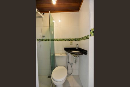 Apartamento para alugar com 65m², 2 quartos e sem vaga Apartamento para alugar com 65m², 2 quartos e sem vagaBanheiro da Suíte